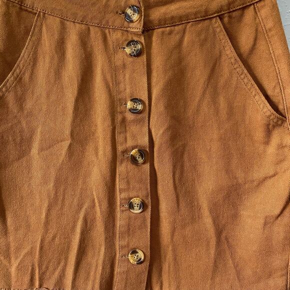 Missguided Button Down Skirt Size 6 New with tags - Picture 2 of 10